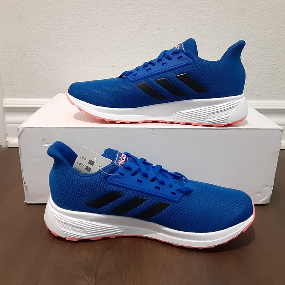 Adidas - Picture 3 of 4